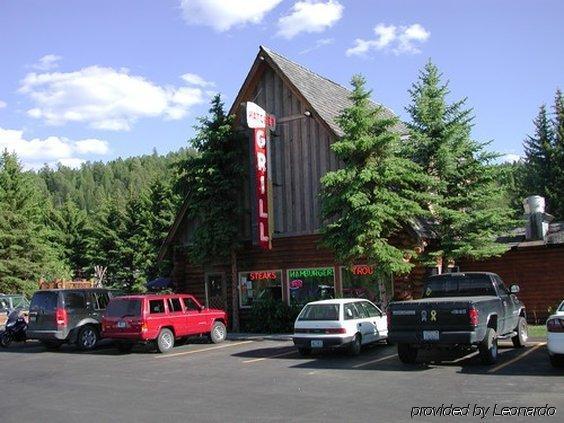 The Hatchet Resort Моран Екстер'єр фото
